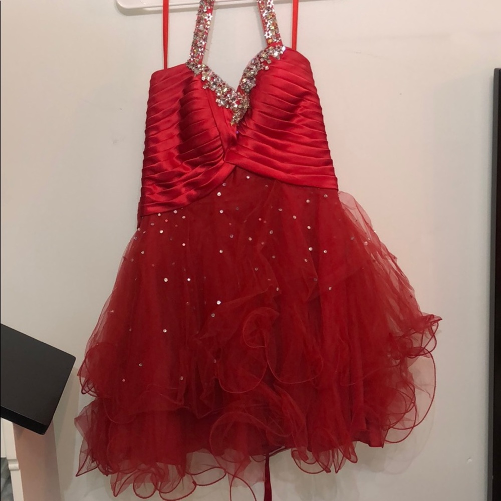 red homecoming dress